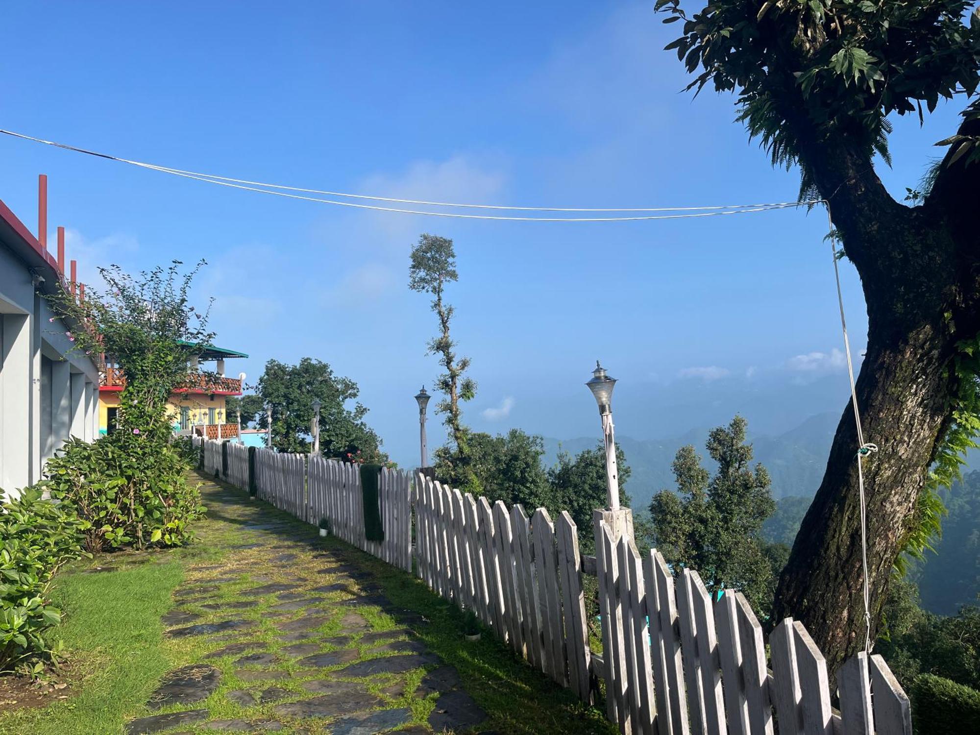 Shiva Valley Resort Kokhliyal Gaon Buitenkant foto